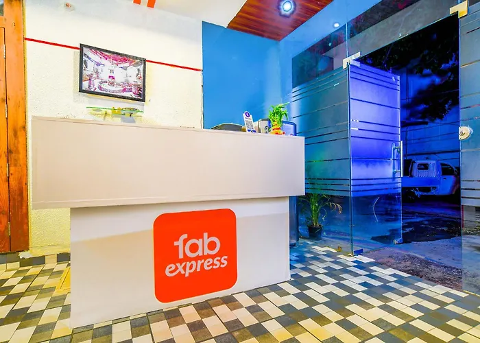 Hotel: Fabexpress Regal