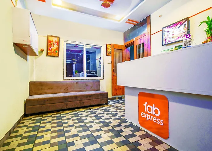 Hotel: Fabexpress Regal